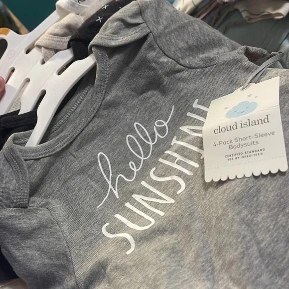 Baby 4pk Short Sleeve Bodysuit - Cloud Island™ Black/White - Picture 2 of 2